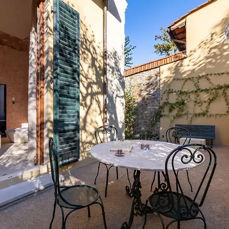 Palazzina Maresa Holiday home